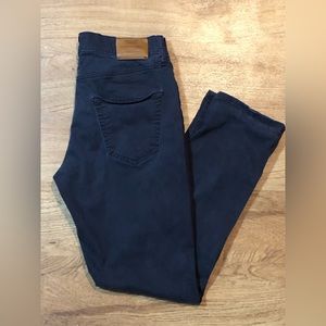 Lucky Brand 410 Athletic Strain Men’s Chino Pants Navy Blue